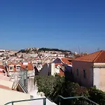 Terrace View In Chiado * Лиссабон