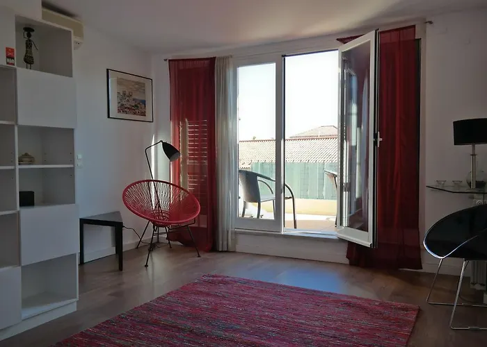 Terrace View In Chiado Lisboa